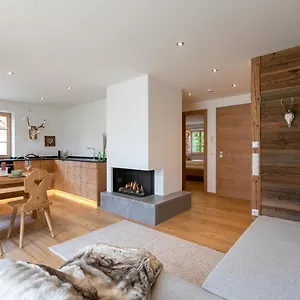 Alpinum Junior Apartment